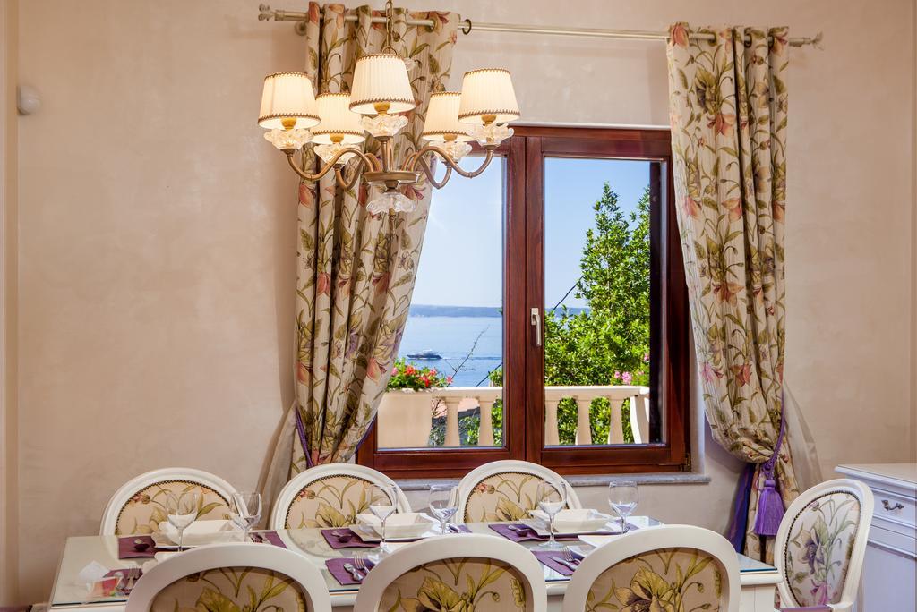 Villa Sea Breeze Split Phòng bức ảnh